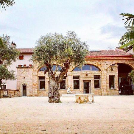 Agriturismo Le Fontanelle Da Valente مونتيشياري المظهر الخارجي الصورة